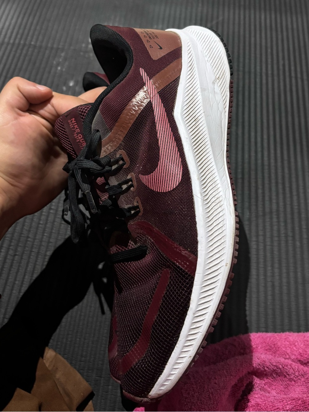 Nike Maroon Running Shoe with Pink Swoosh and White Midsole NIKE RUN SWIFT 2